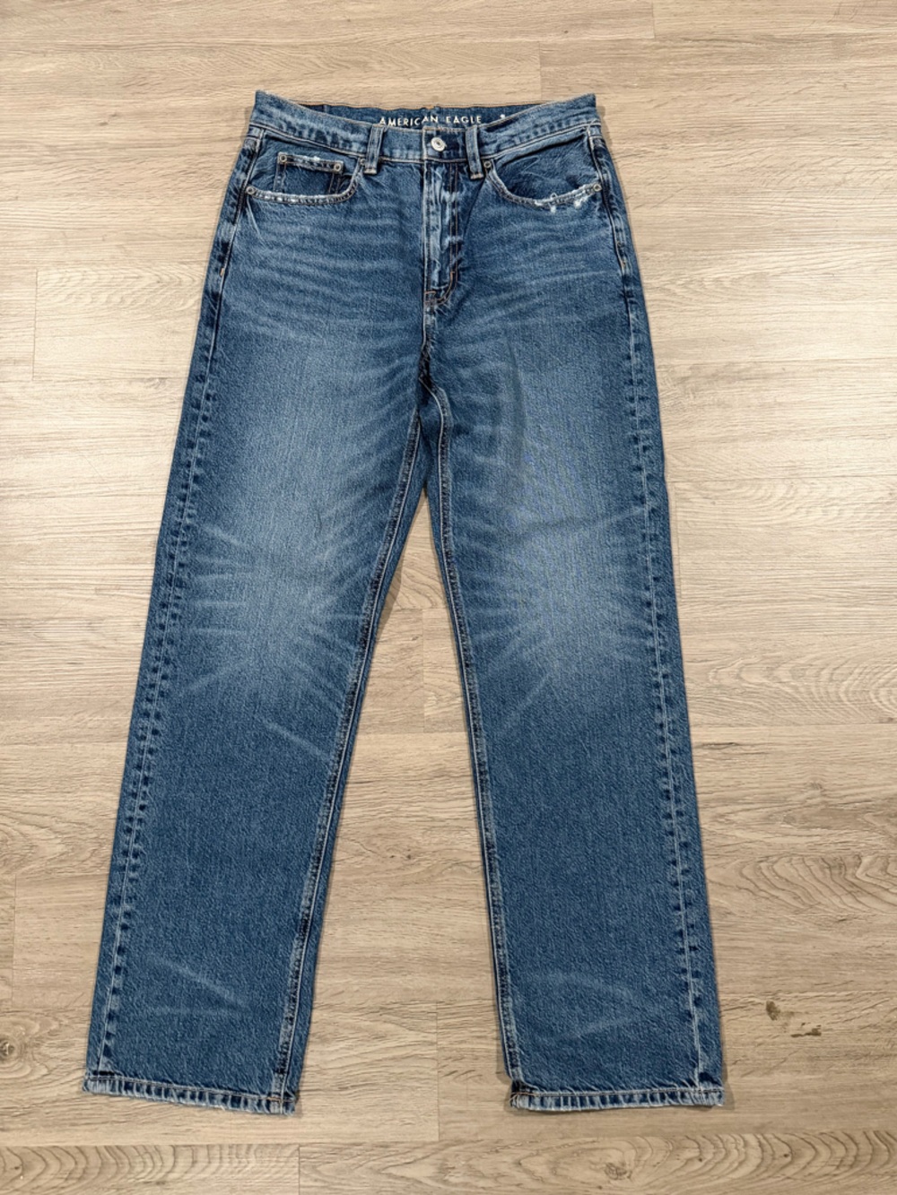 American Eagle Low Rise Baggy Short Jeans